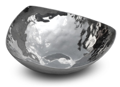 Hammered triangle bowl